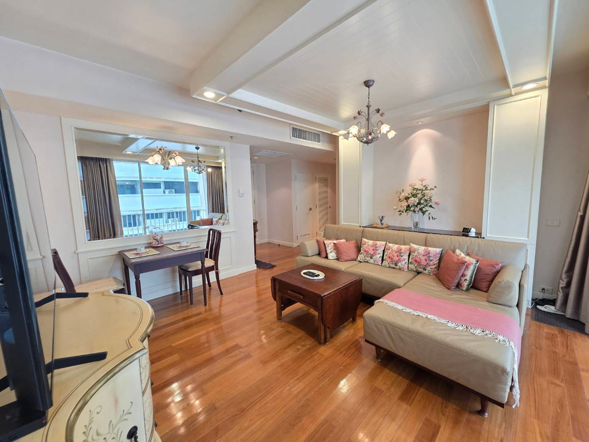 For SaleCondoWitthayu, Chidlom, Langsuan, Ploenchit : Langsuan Ville: 1+1 bed 1bath 97.05sqm. 17,000,000 transfer fee 50/50 Am: 0656199198