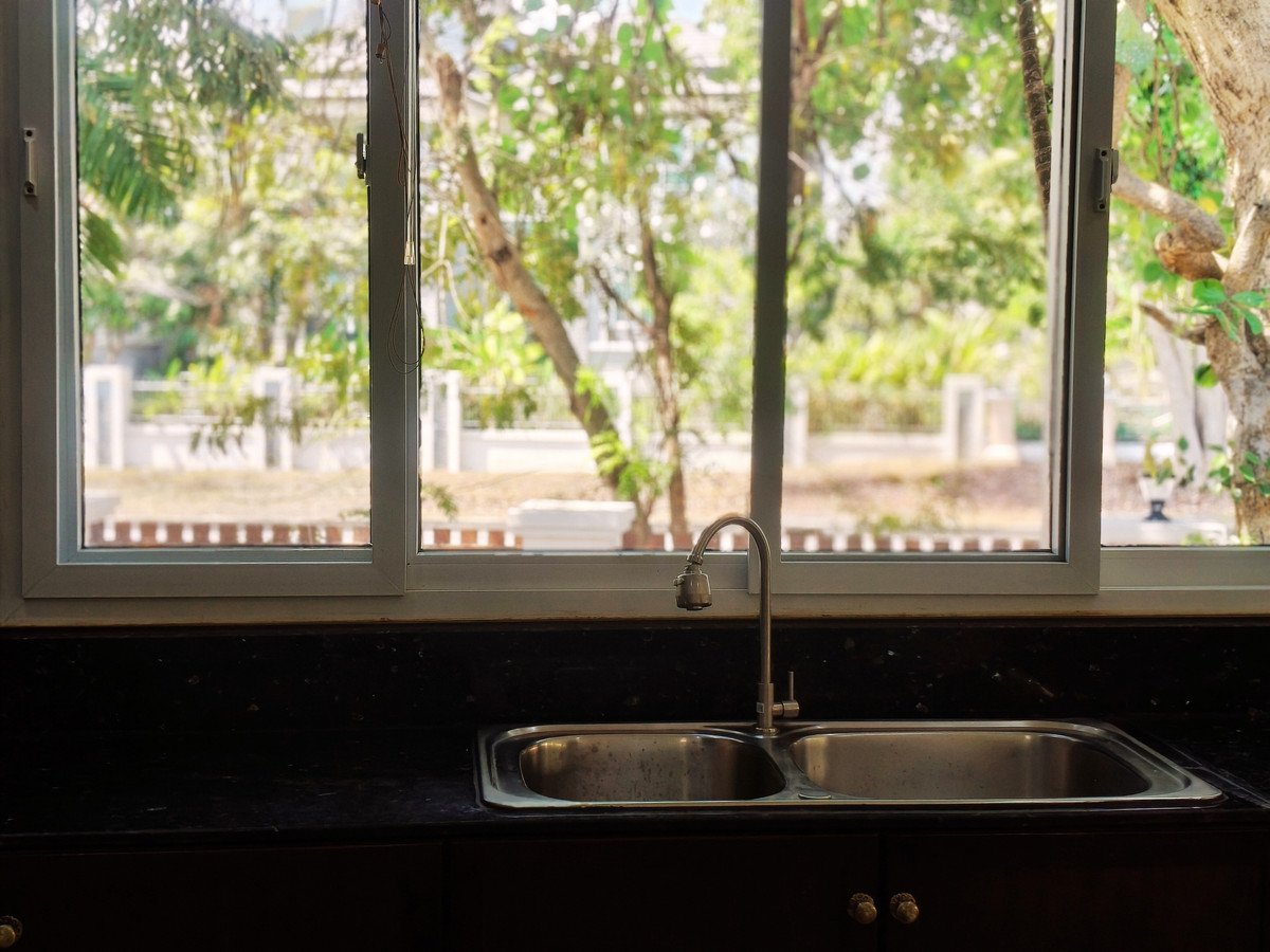 ขายบ้านระยอง : ⛳️ ขายบ้านหรูสไตล์รีสอร์ท ติดสนามกอล์ฟ Eastern Star ระยอง บนที่ดินผืนใหญ่ 880 ตร.ว. ชีวิตพักผ่อนระดับ Exclusive ที่คุณครอบครองได้