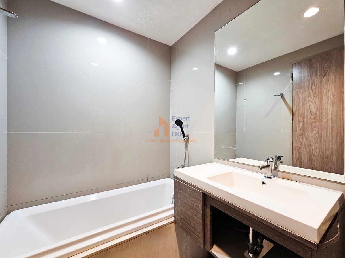 ขายคอนโดราชเทวี พญาไท : ขาย/SALE : The Capital Ratchaprarop - Vibhavadi (เดอะ แคปปิตอล ราชปรารภ-วิภาวดี) - 3 ห้องนอน LC104