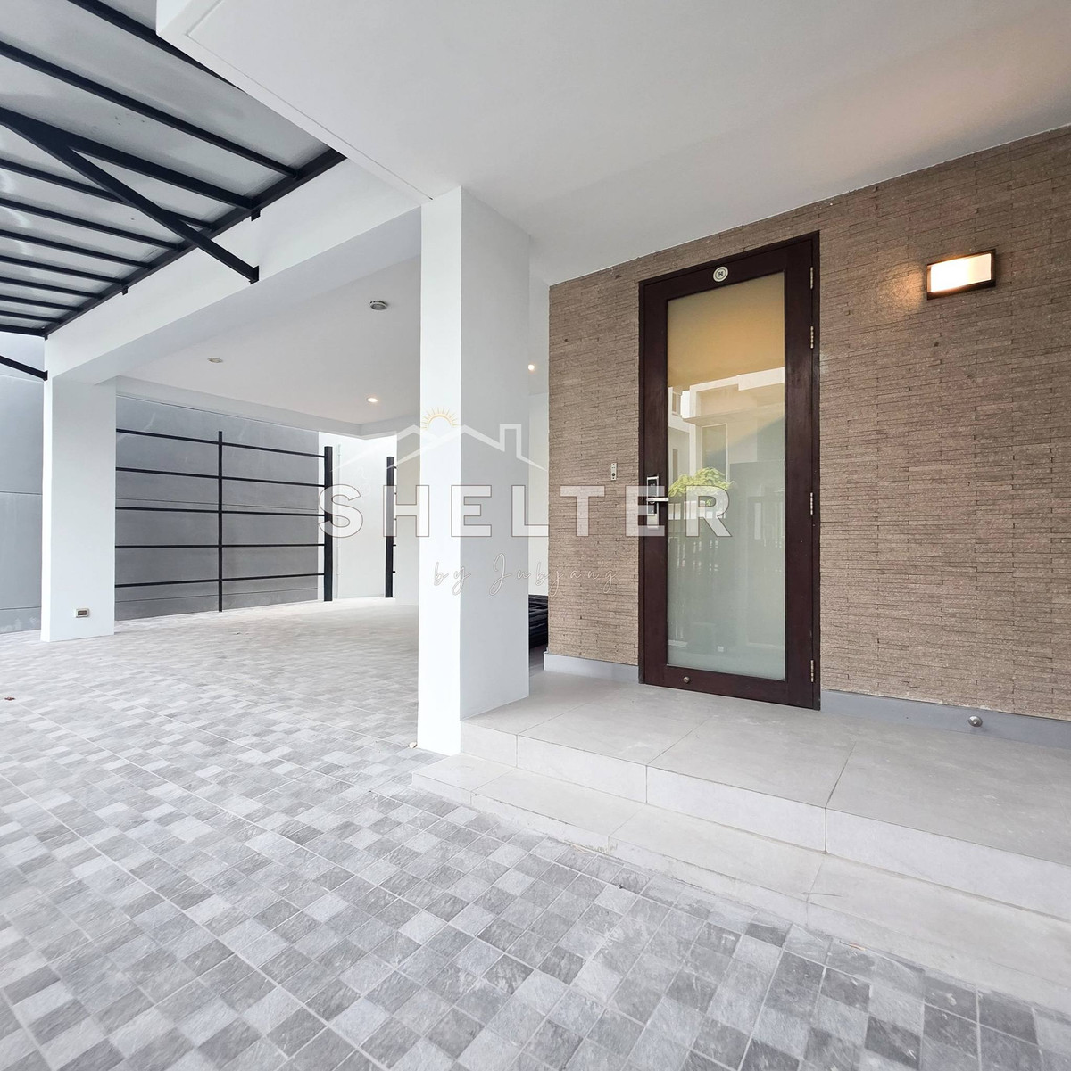 For SaleHousePattanakan, Srinakarin : 3-story detached house, modern style Project electrical wires into the ground Near The Nine and ABAC 🏠