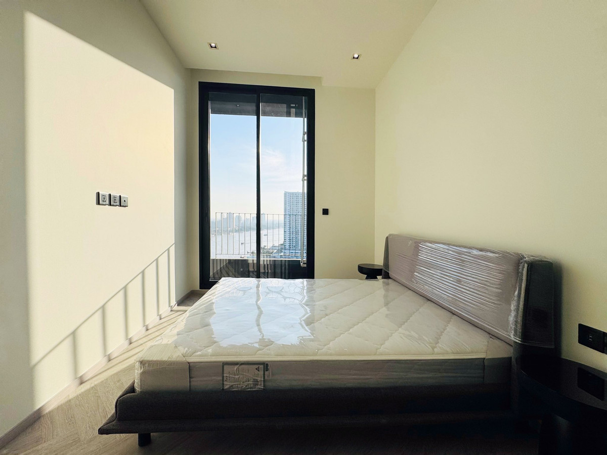 For SaleCondoWongwianyai, Charoennakor : Chapter Charoen Nakhon - Riverside Wake up early and see the curve of the Chao Phraya River. Tea and coffee are more delicious without explanation.