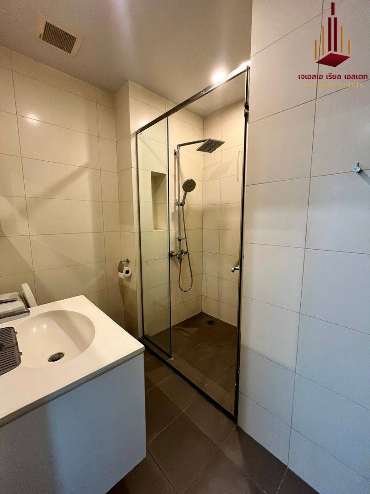 For RentCondoOnnut, Udomsuk : ✨ For Rent: WYNE Sukhumvit Condo ✨ 💰 Only 17,000 THB/month