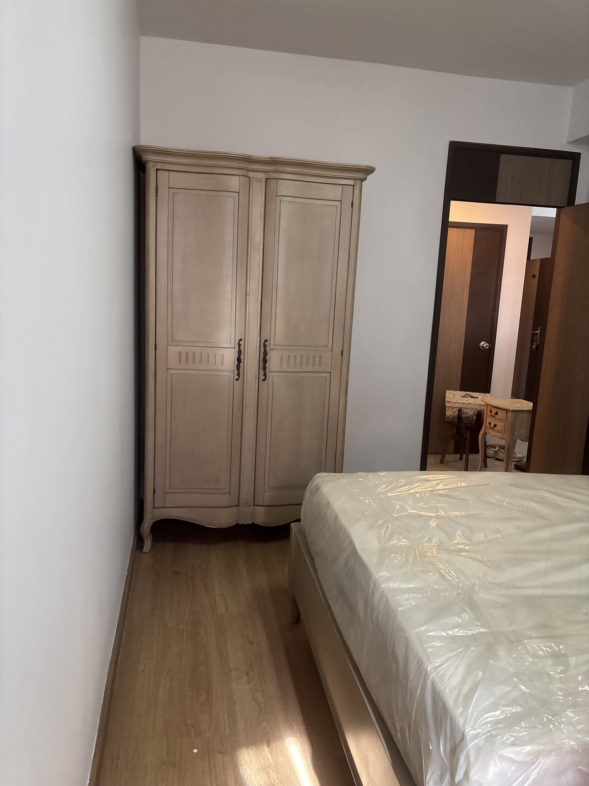 For RentCondoWongwianyai, Charoennakor : Supalai river resort, near BTS Wongwian Yai, easy travel, large room, next to the river. If interested, make an appointment to see immediately, call.