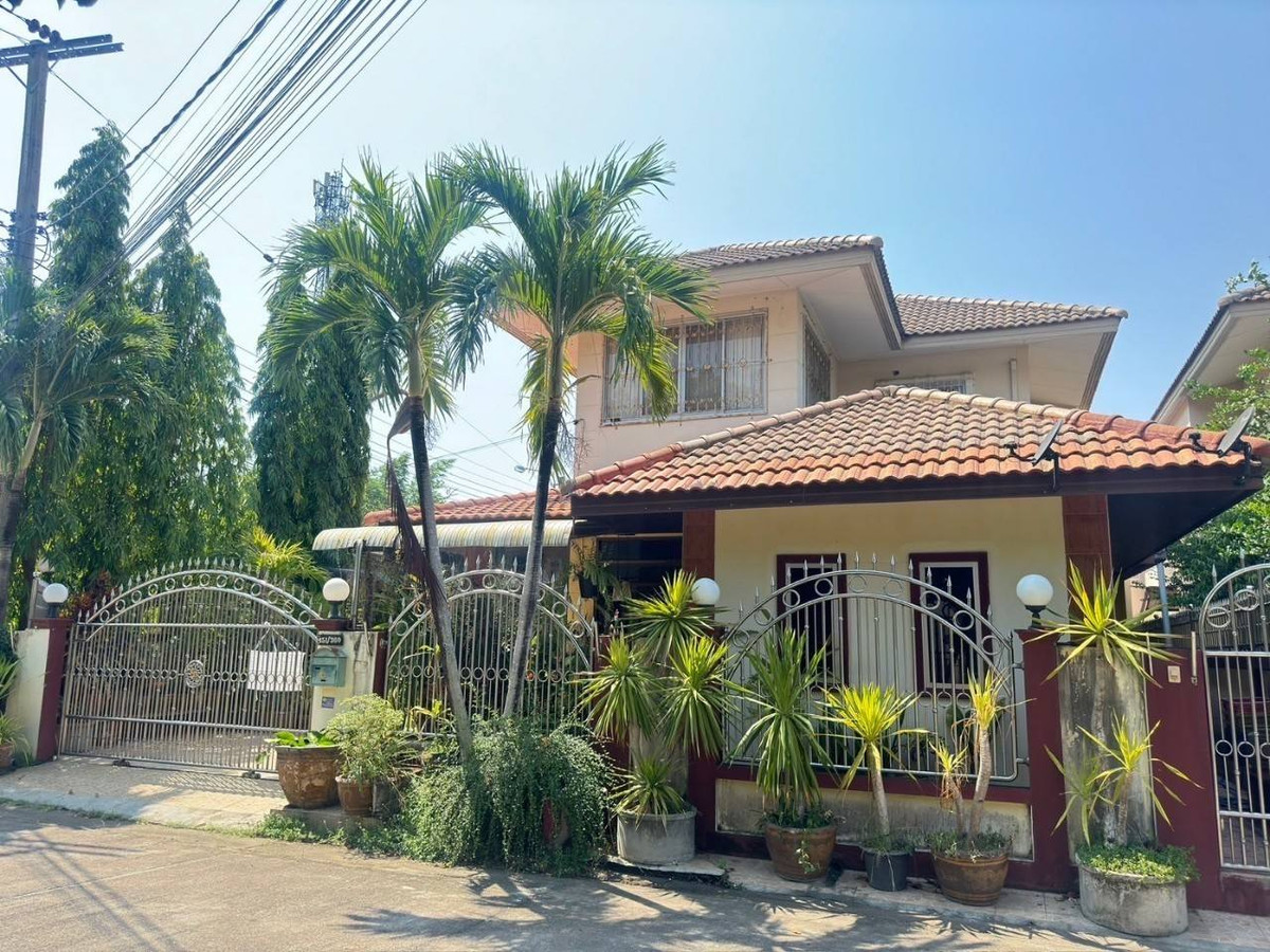For SaleHouseMin Buri, Romklao : (Code SM1738) House for sale, Baan puntiya suwinthawong project: Baan Puntiya Suwinthawong, near MRT Minburi.