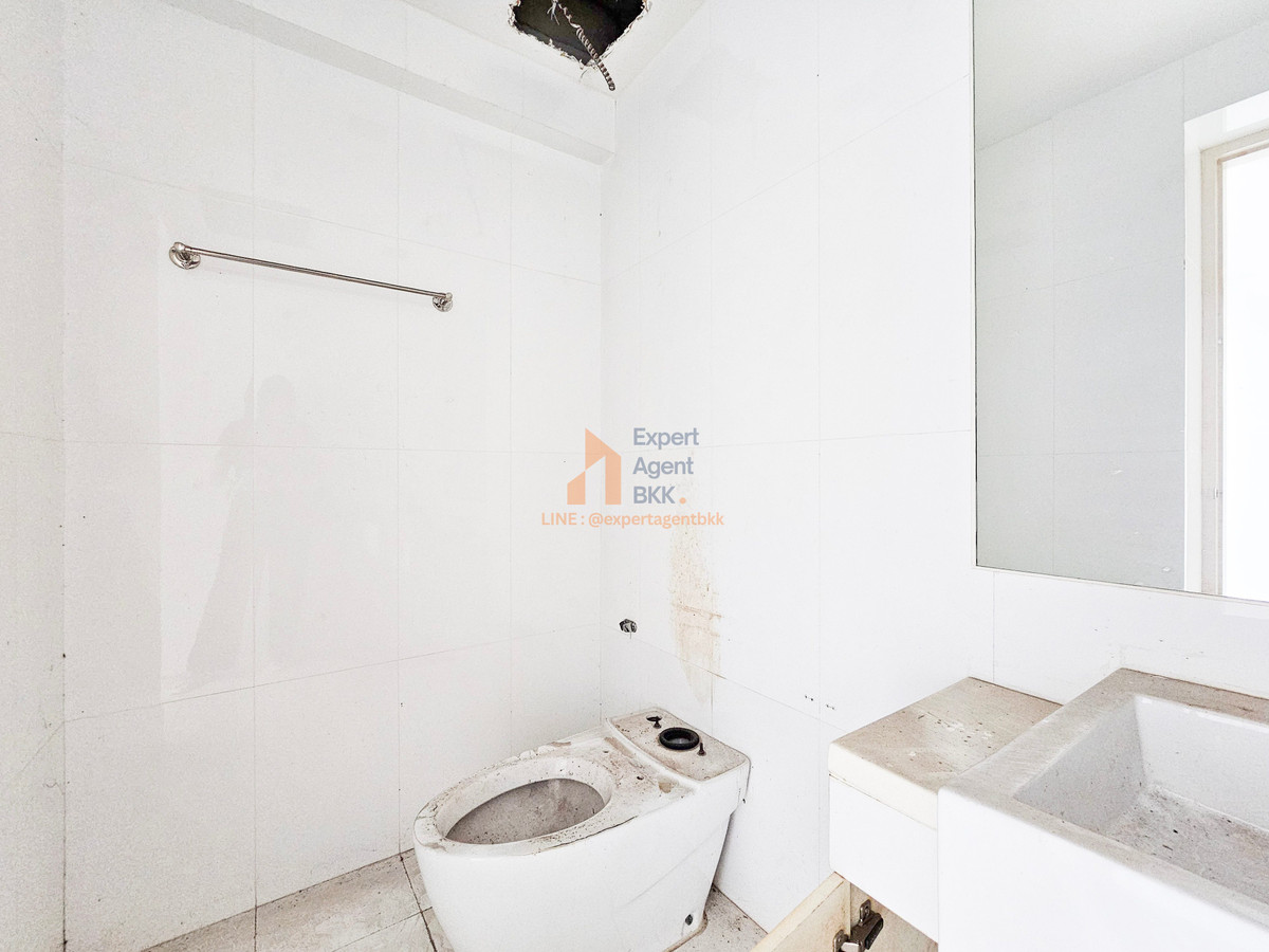 For SaleCondoRama9, Petchburi, RCA : 💎 Rare Item! Penthouse Asoke 194 sq m. Double Volume, panoramic view. For sale/SALE: My Resort Bangkok (My Resort Bangkok) - 2 bedrooms LC110