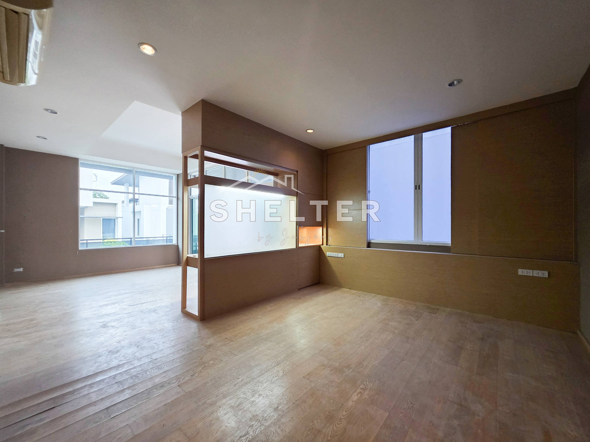 For SaleHousePattanakan, Srinakarin : 3-story detached house, modern style Project electrical wires into the ground Near The Nine and ABAC 🏠