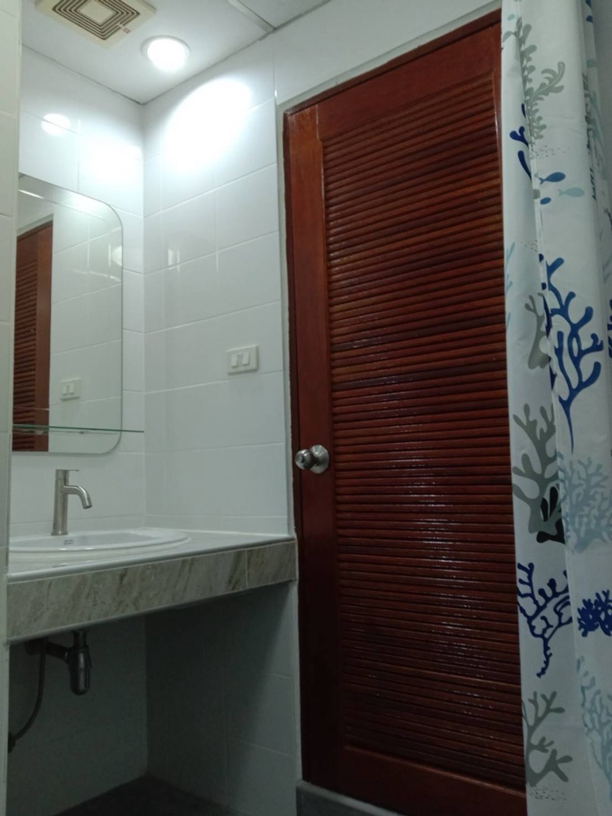 ให้เช่าคอนโดสุขุมวิท อโศก ทองหล่อ : Saranjai Mansion  Sukhumvit 6 BTS nana