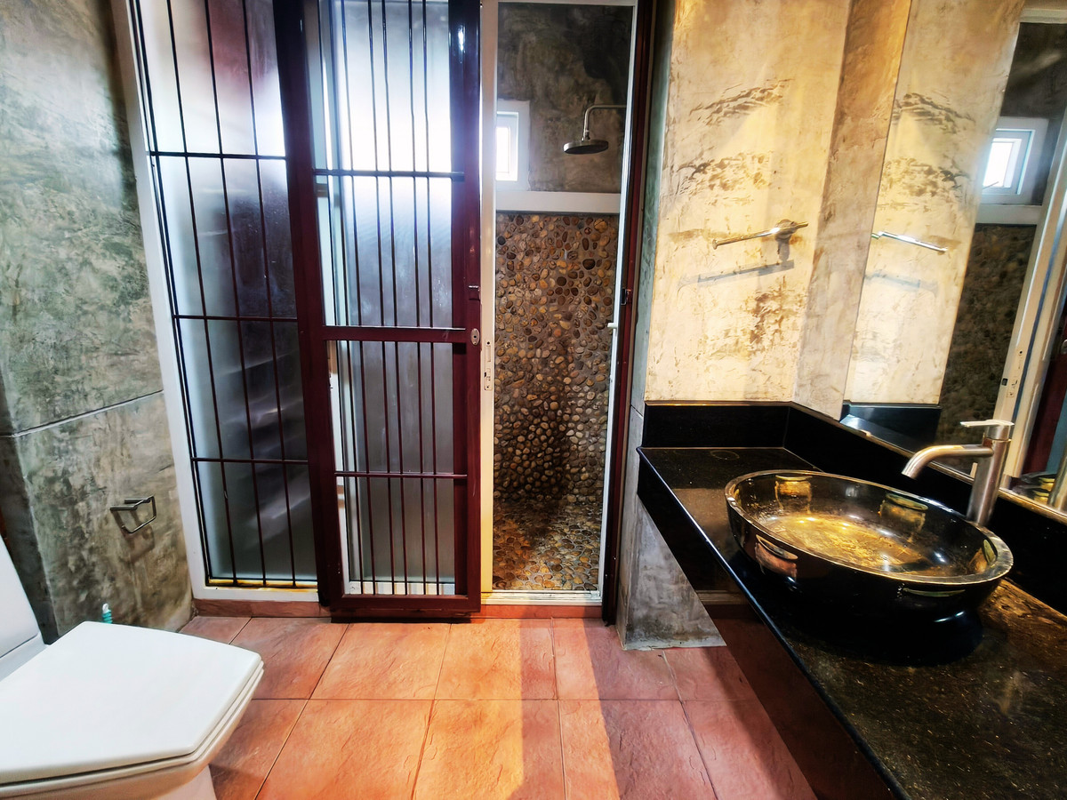 ขายบ้านระยอง : ⛳️ ขายบ้านหรูสไตล์รีสอร์ท ติดสนามกอล์ฟ Eastern Star ระยอง บนที่ดินผืนใหญ่ 880 ตร.ว. ชีวิตพักผ่อนระดับ Exclusive ที่คุณครอบครองได้