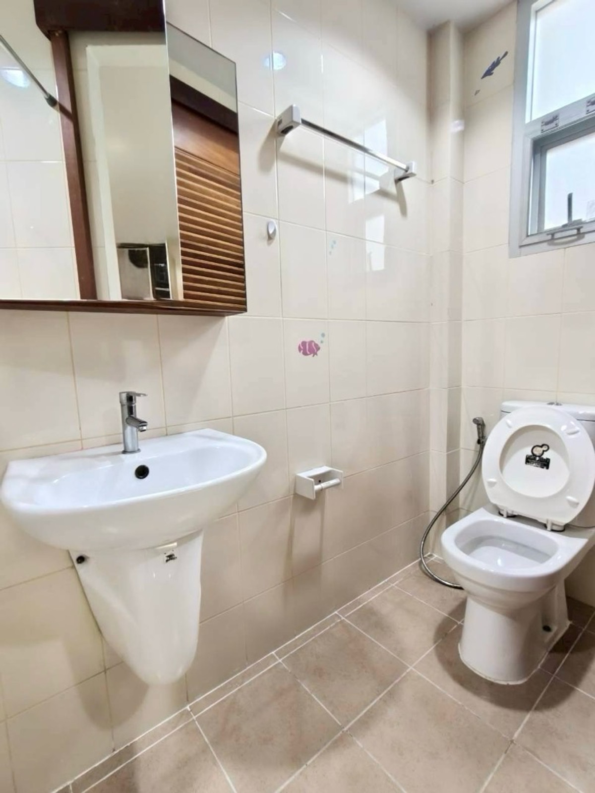 For RentTownhomeRama 2, Bang Khun Thian : 🏡 For Rent: 2-Storey Townhome Next to Rung Arun School – Only 1 Minute Walk!