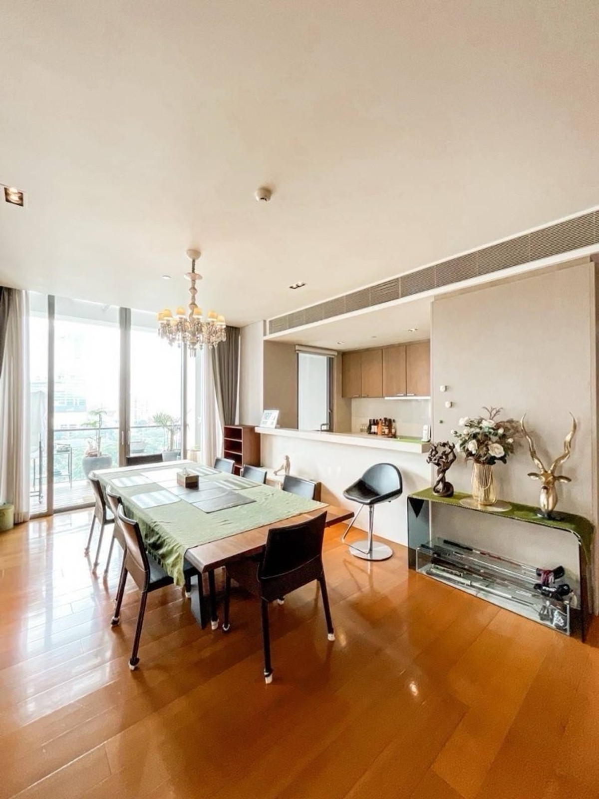 For SaleCondoSathorn, Narathiwat : The Sukhothai Residence 3b4b 351sqm 115mb