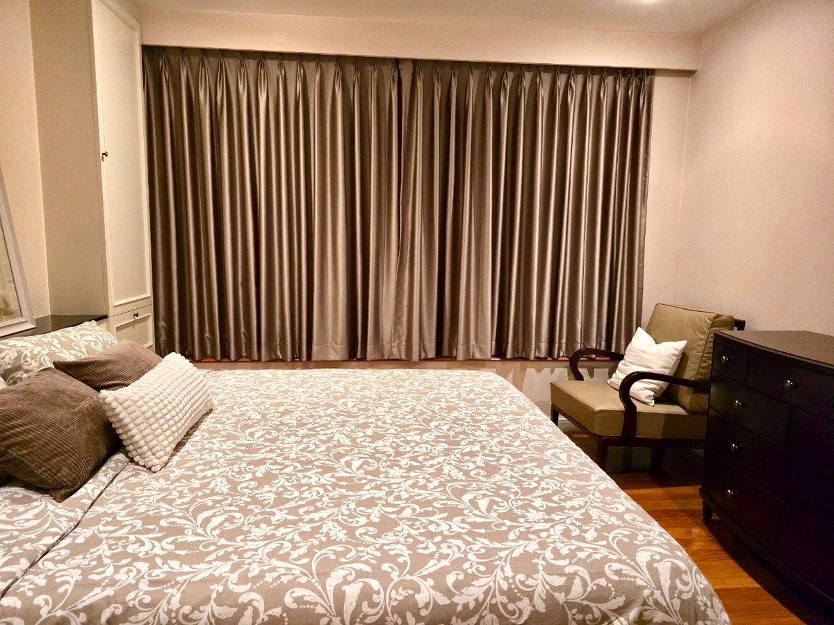 For SaleCondoWitthayu, Chidlom, Langsuan, Ploenchit : Langsuan Ville: 1+1 bed 1bath 97.05sqm. 17,000,000 transfer fee 50/50 Am: 0656199198