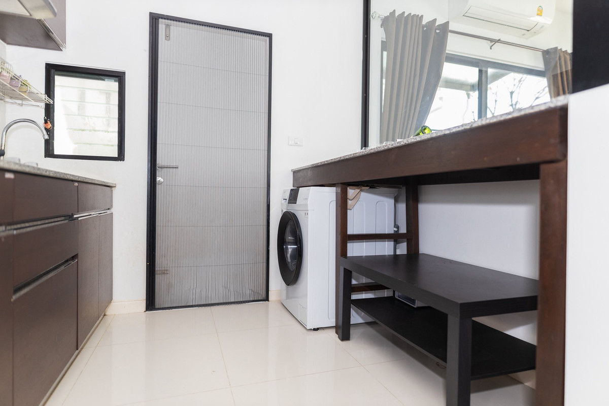 TownhomeBangna, Bearing, Lasalle : For Rent: Indy 5 Bangna Km.7, Price: 59,000 THB (Also available for Sale at 6.79 Million THB) [MKh260204]