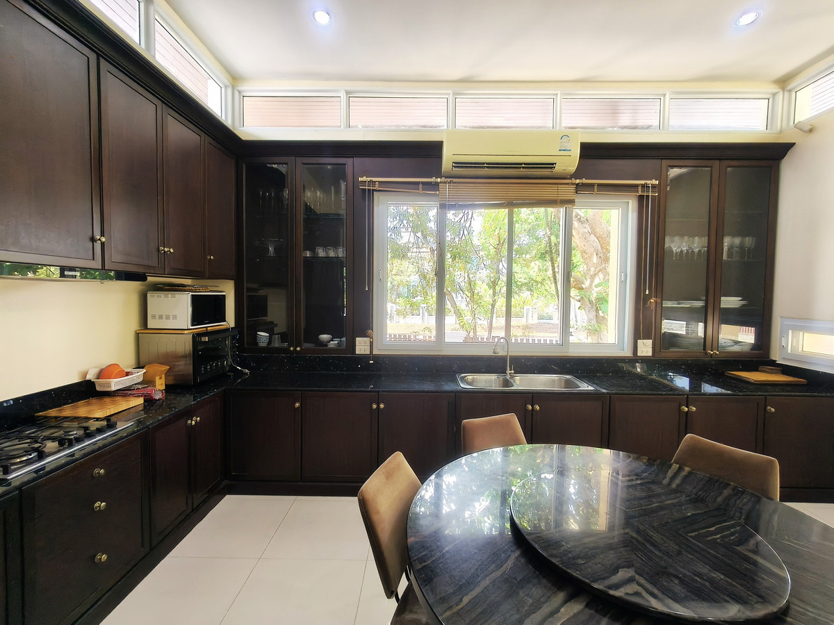 ขายบ้านระยอง : ⛳️ ขายบ้านหรูสไตล์รีสอร์ท ติดสนามกอล์ฟ Eastern Star ระยอง บนที่ดินผืนใหญ่ 880 ตร.ว. ชีวิตพักผ่อนระดับ Exclusive ที่คุณครอบครองได้