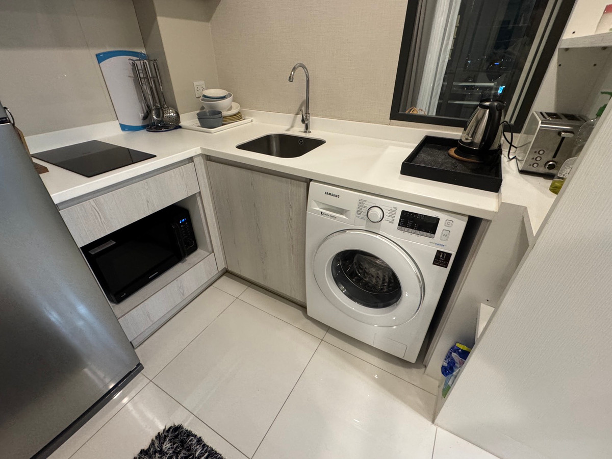 For RentCondoWitthayu, Chidlom, Langsuan, Ploenchit : For Rent: Life One Wireless Condo (Rt-01)