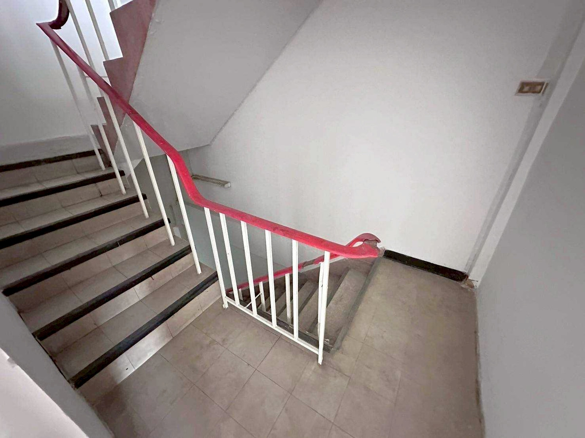 For SaleShop HouseBang kae, Phetkasem : Shophouse/commercial building for sale, 3 floors Soi Phetkasem 18/1, near MRT Bang Phai, MRT Tha Phra, very good location, only 20 meters from the main road.