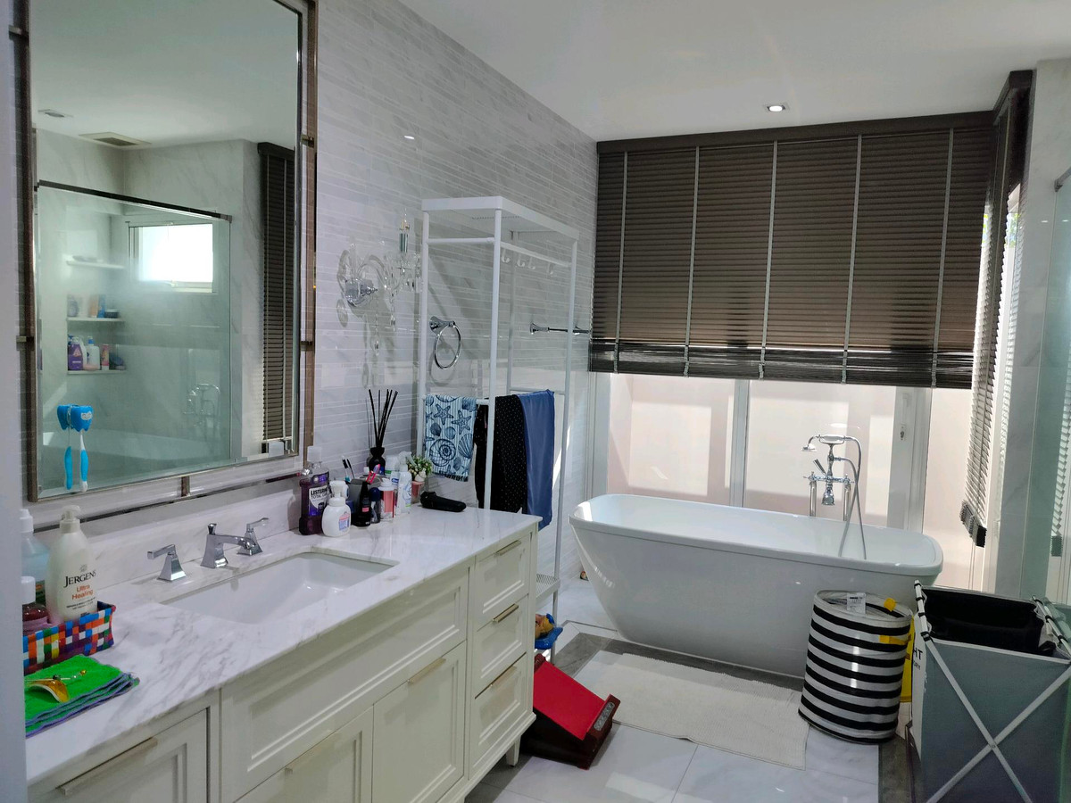 ขายบ้านบางนา แบริ่ง ลาซาล : ขายด่วน ไซส์ M นันทวัน บางนา กม.7     Tel: 083-966-3665 