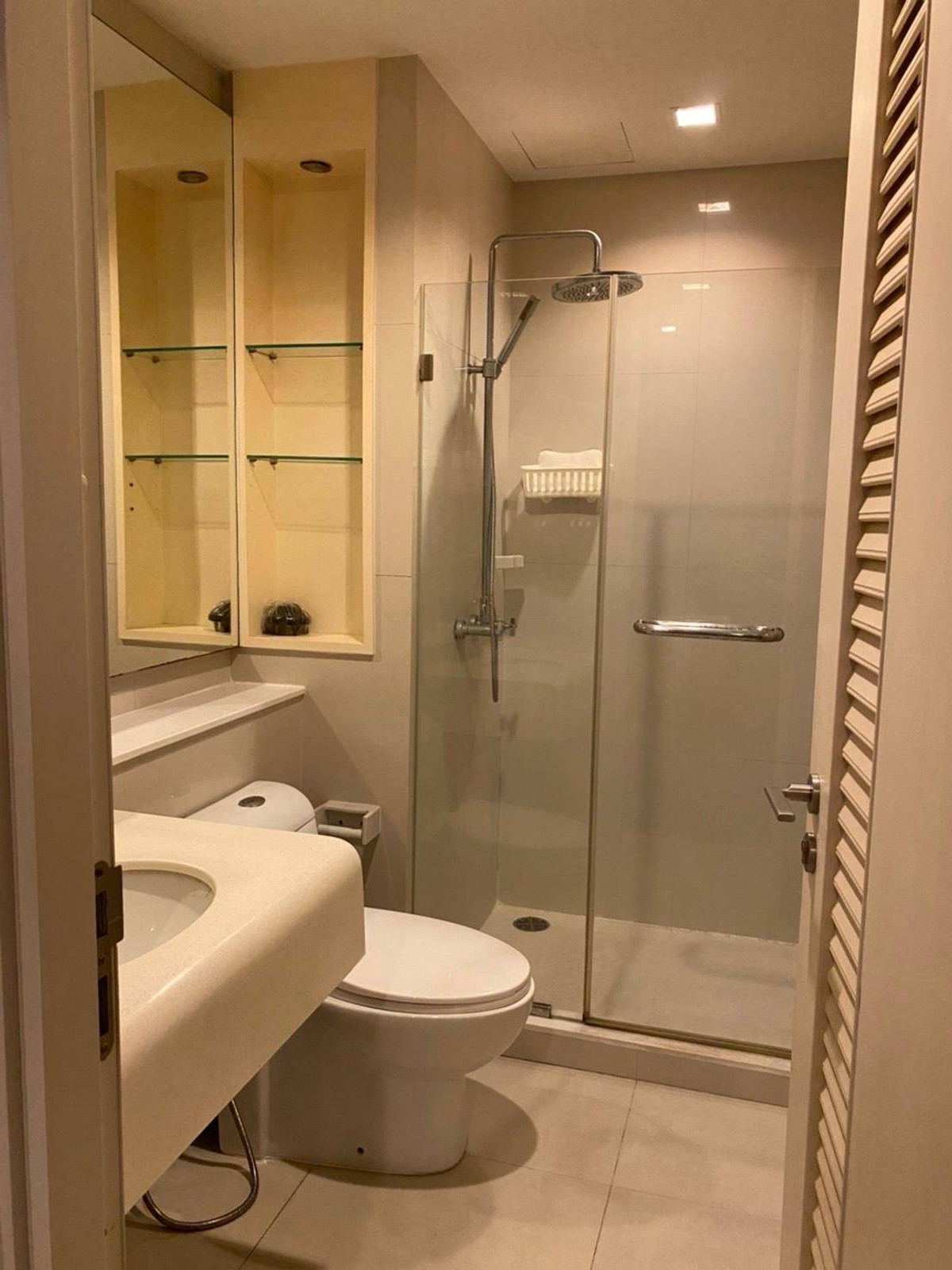 ให้เช่าคอนโดสาทร นราธิวาส : Ivy Sathorn 2b2b 80sqm 32k