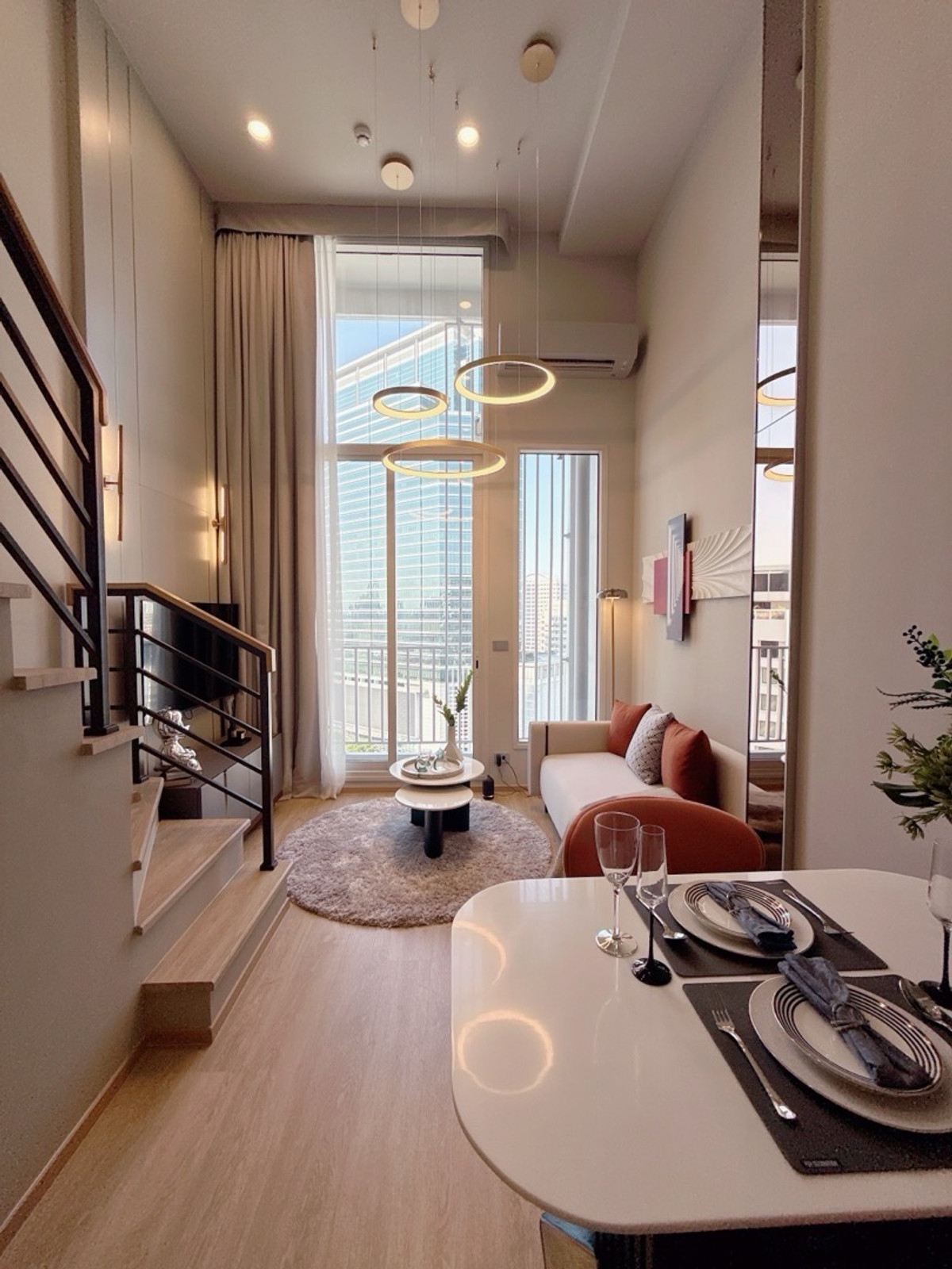 ขายคอนโดสยาม จุฬา สามย่าน : 𝐂𝐇𝐔𝐋𝐀 𝐂𝐇𝐔𝐋𝐀 ห้องใหม่ พร้อมอยู่ เจ้าของขายเอง ชั้นสูง 𝟐𝟑 วิวโล้ง ตำแหน่ง 25 ไม่บลอค พร้อมนัดดูห้องได้ตลอด 