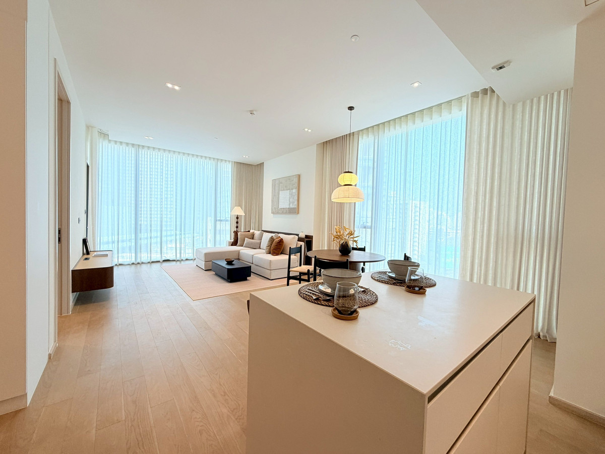 For SaleCondoSukhumvit, Asoke, Thonglor : Special price 35M🔥For Sale!! Condo 70m from BTS Thonglor | The Strand Thonglor | 2 spacious bedrooms ✨ automatic curtains Fully decorated and ready to move in