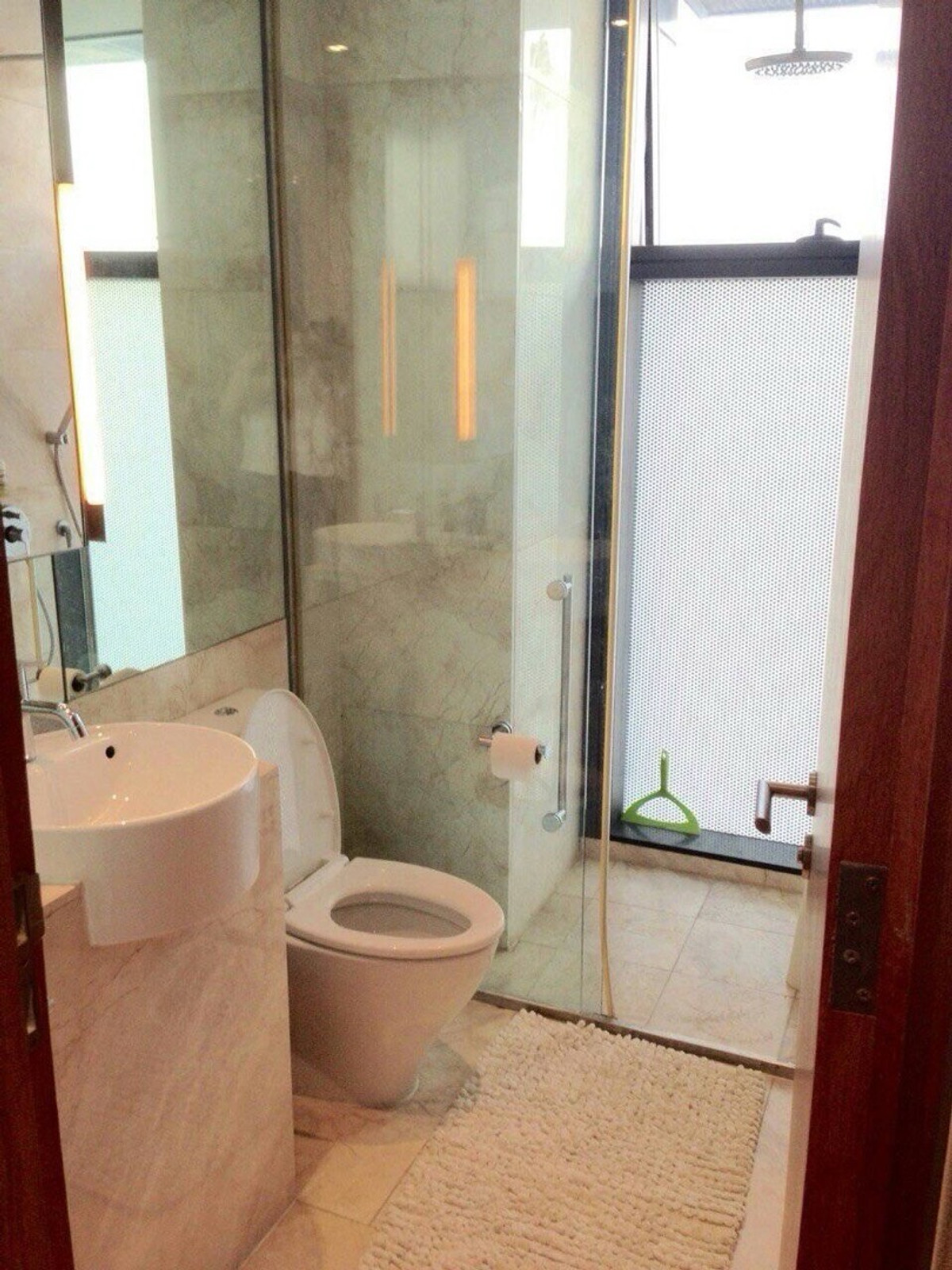 For RentCondoSathorn, Narathiwat : For rent: The Met ☎️0912322009