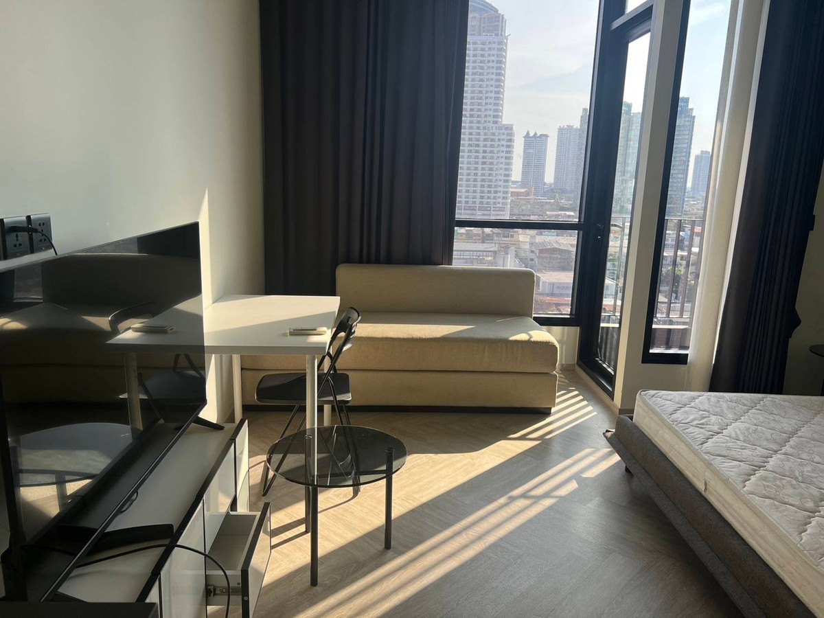 For RentCondoWongwianyai, Charoennakor : Condo for rent CHAPTER Charoen Nakhon-Riverside New condo along the Chao Phraya River, only 5 minutes to ICONSIAM and BTS Krung Thonburi!!