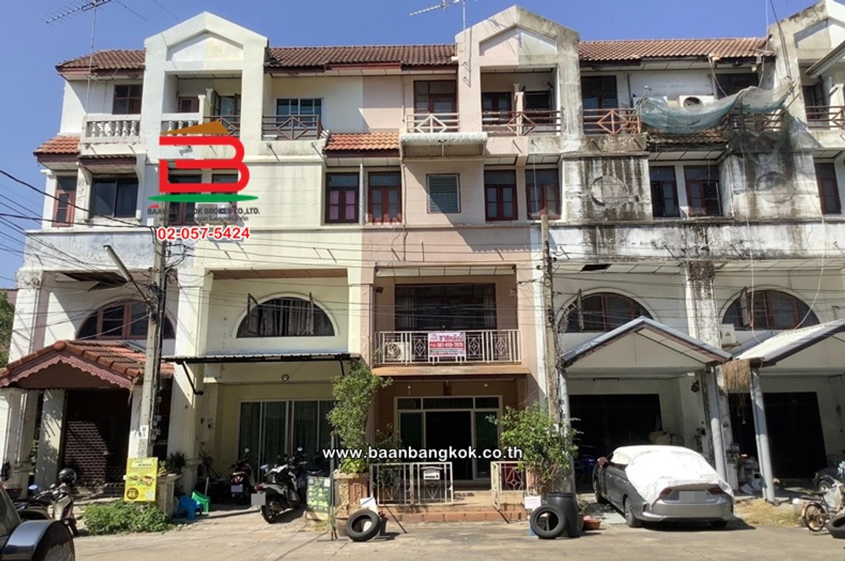 ขายทาวน์โฮมเสรีไทย-นิด้า : ทาวน์โฮม เนื้อที่ 18 ตร.ว. โครงการ เกษราคลาสสิคโฮม (ซอยเสรีไทย 81/2) ถนนกาญจนาภิเษก แขวงคันนายาว เขตบึงกุ่ม