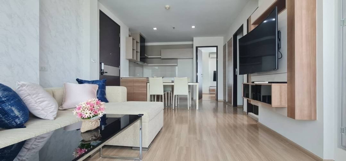 ขายคอนโดสาทร นราธิวาส : ขายด่วน Rhythm Sathorn ขนาด 2 ห้องนอน 63.23 ตรม. ชั้น 31 วิวแม่น้ำ