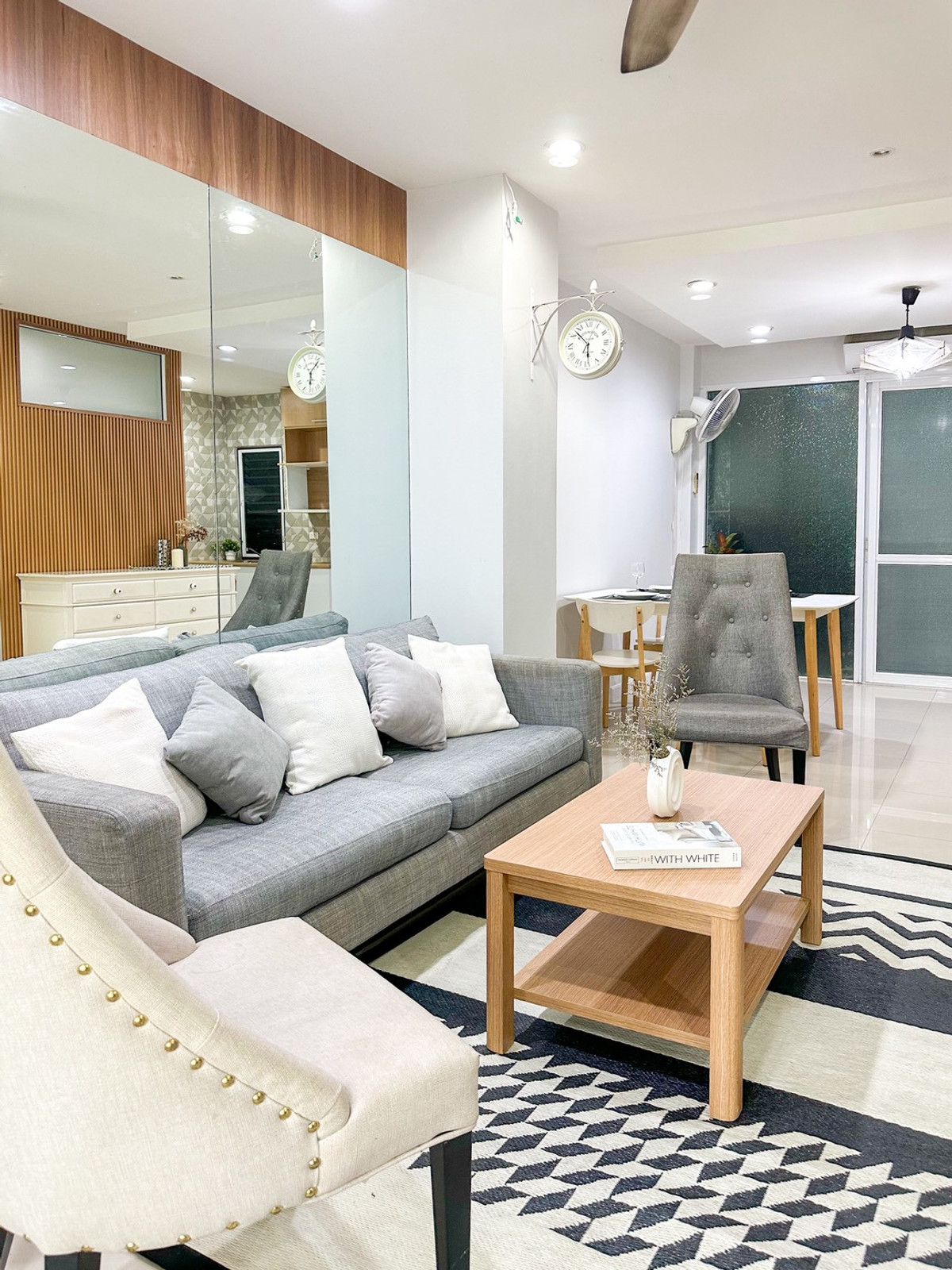 For SaleTownhomeSathorn, Narathiwat : 🏡 พื้นที่ใหญ่สะใจ 200 ตร.ม.! Townhome in Sathorn-Narathiwat location (fully furnished, ready to move in) | For sale Thanapat House ✨ 3 bedrooms, 4 bathrooms | Near Central Rama 3 & expressway