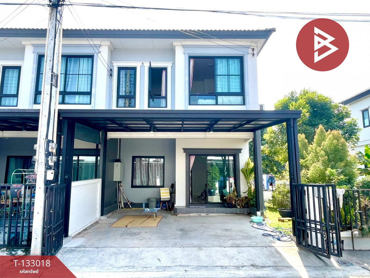 ขายทาวน์โฮมฉะเชิงเทรา : ขายทาวน์เฮ้าส์ หมู่บ้านบริทาเนีย บางนา กม.42 บางปะกง ฉะเชิงเทรา