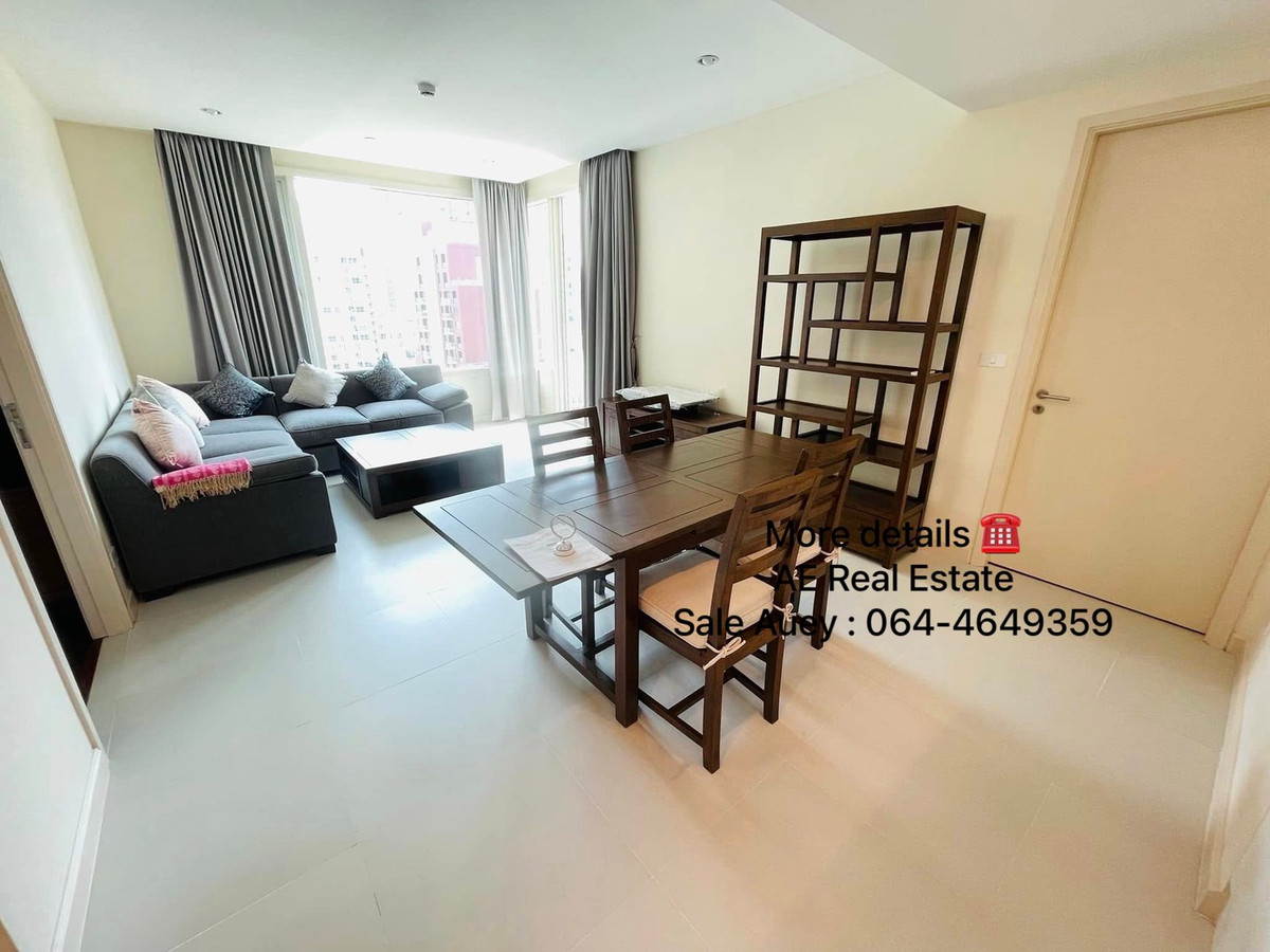 For RentCondoWitthayu, Chidlom, Langsuan, Ploenchit : Pet Friendly (2 Bed 90 Sqm)  Condo @BTS Ploenchit - High Floor, HAVE BATHTUB - 50,000 THB