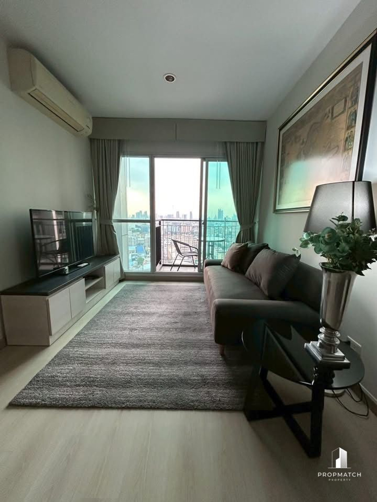 For RentCondoRatchadapisek, Huaikwang, Suttisan : ✨Flash Deal ✨Life Ratchadapisek (2Bed 2Bath 56SQM.) ready to move in! Only 25,000 baht per month Tel.0981315848 @propmatch