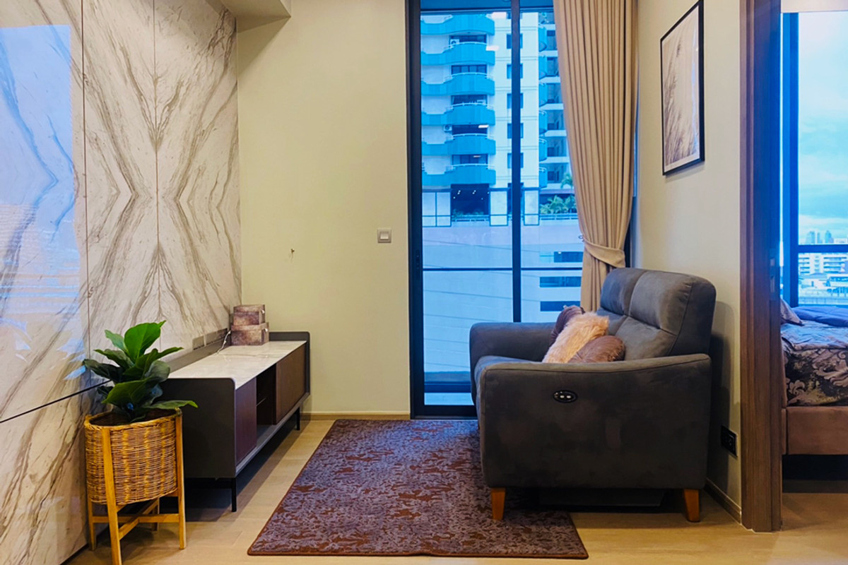 ให้เช่าคอนโดสุขุมวิท อโศก ทองหล่อ : ให้เช่า คอนโด เซอเลส อโศก ตกแต่งครบ ใกล้ BTS อโศก