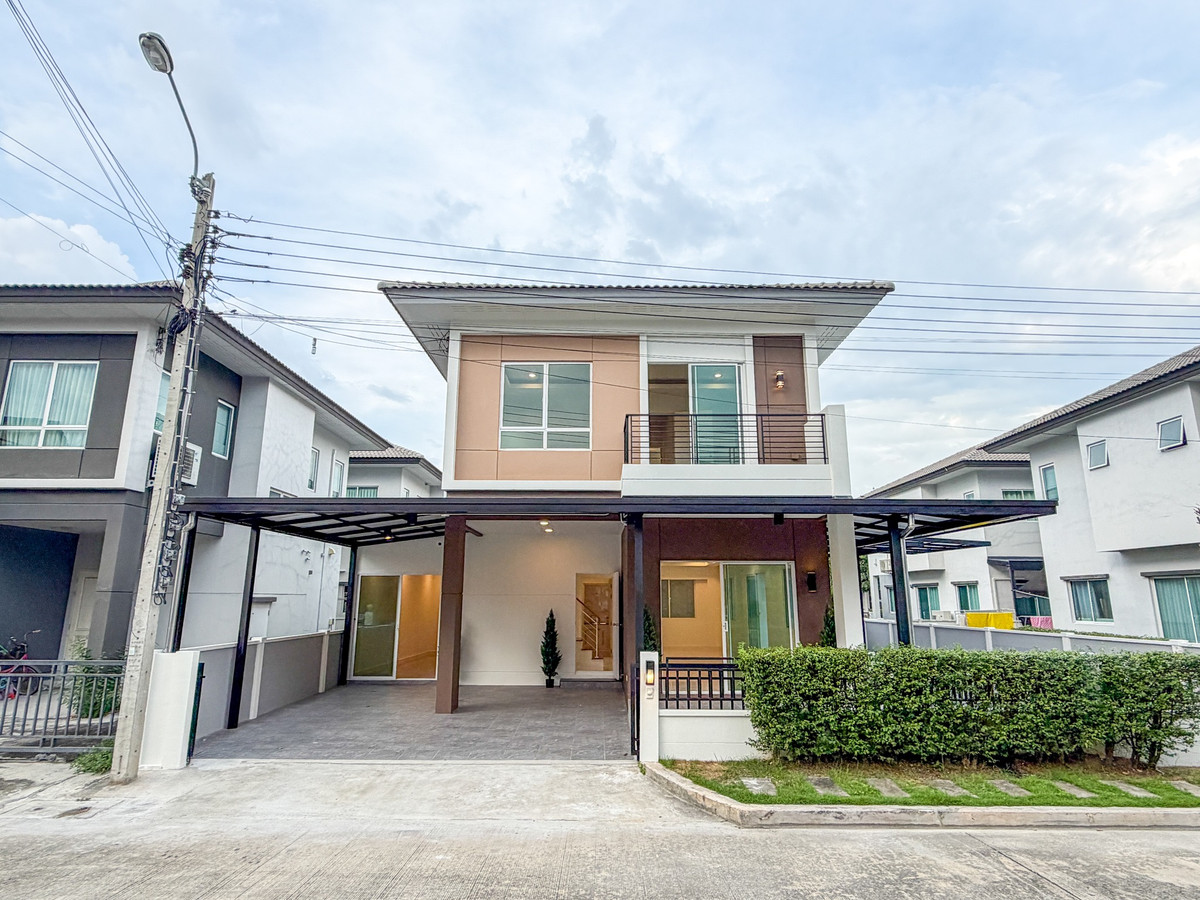 For SaleHouseNonthaburi, Bang Yai, Bangbuathong : Centro Westgate / 4 bedrooms (for sale), Centro Westgate / 4 Bedrooms (FOR SALE) AOM054