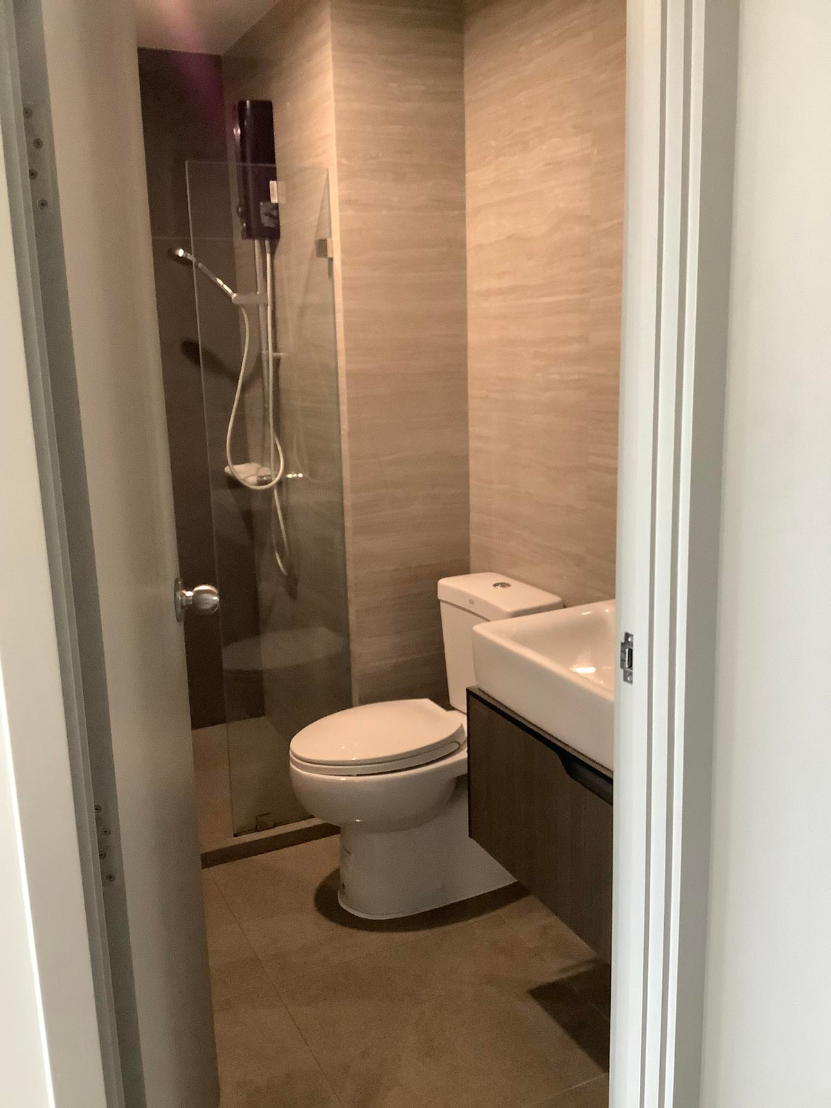 ให้เช่าคอนโดปิ่นเกล้า จรัญสนิทวงศ์ : 💻 ให้เช่า 1 Bed Plus มีห้องทำงานแยก 🏊 วิวสระน้ำสวยมาก ✨ @The Parkland จรัญ-ปิ่นเกล้า