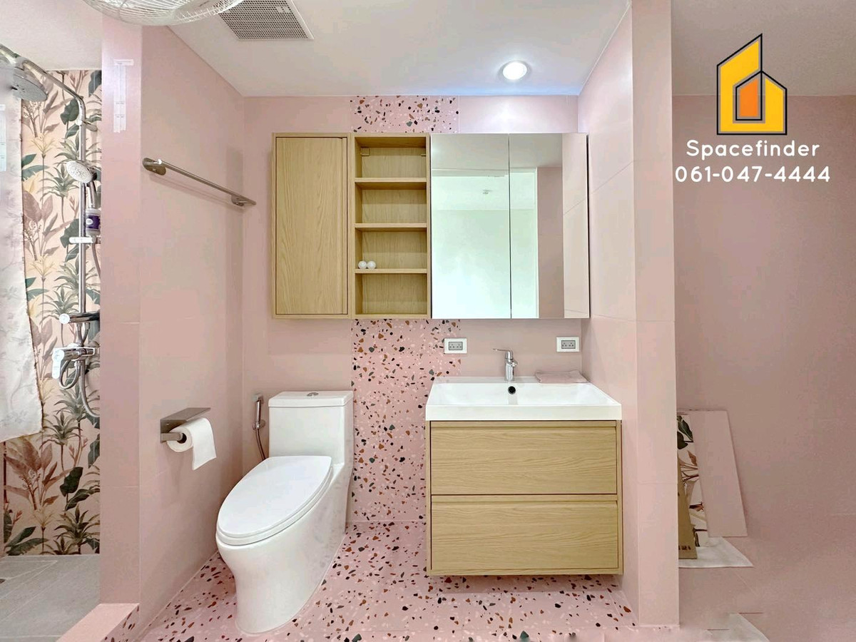 ขายคอนโดวิทยุ ชิดลม หลังสวน : คอนโด 3 นอน ใจกลางเมือง เลี้ยงสัตว์ได้
ระเบียงส่วนตัวถึงสองฝั่ง