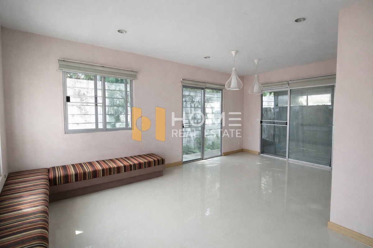 ขายทาวน์โฮมลาดกระบัง สุวรรณภูมิ : พฤกษาทาวน์ เน็กซ์ อ่อนนุช - พระราม 9 / 3 ห้องนอน (ขาย), Pruksatown nexts Onnut - Rama 9 / 3 Bedrooms (FOR SALE) FONT033