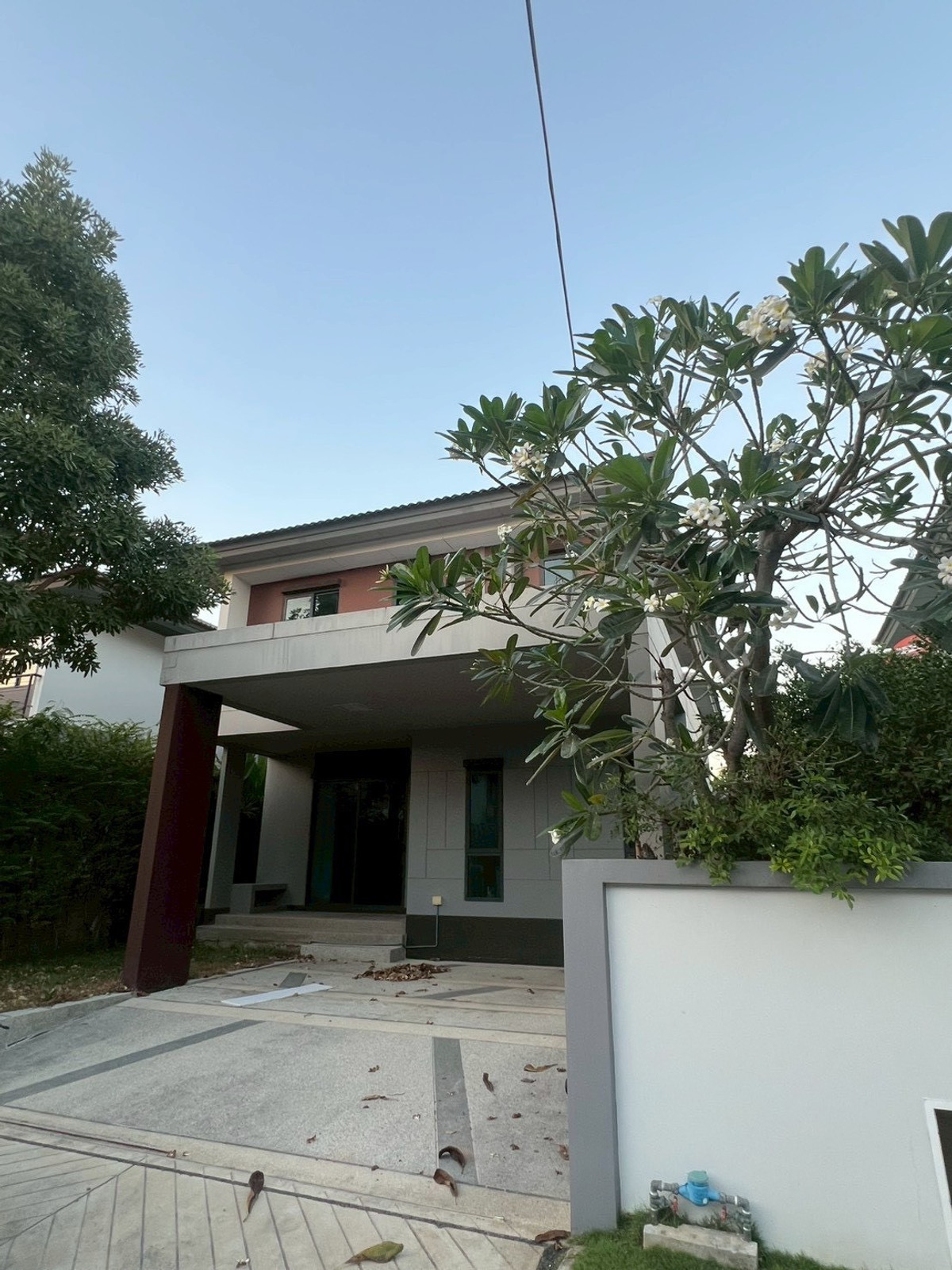 For SaleHouseBangna, Bearing, Lasalle : Burasiri Wongwaen - Onnut / 3 Bedrooms (FOR SALE) FONT007