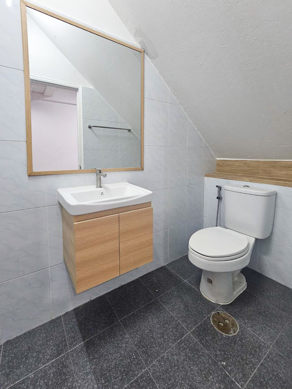 ขายทาวน์โฮมรามคำแหง หัวหมาก : ทาวน์เฮ้าส์ หัวหมาก 27 อาศัยก็ได้ ปล่อยเช่ายิ่งดี ใกล้มหาวิทยาลัยรามคำแหง และ ABAC 💰