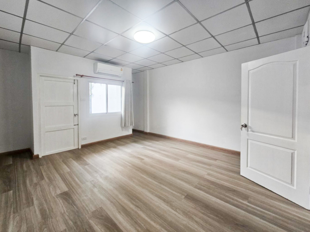 ขายทาวน์โฮมรามคำแหง หัวหมาก : ทาวน์เฮ้าส์ หัวหมาก 27 อาศัยก็ได้ ปล่อยเช่ายิ่งดี ใกล้มหาวิทยาลัยรามคำแหง และ ABAC 💰