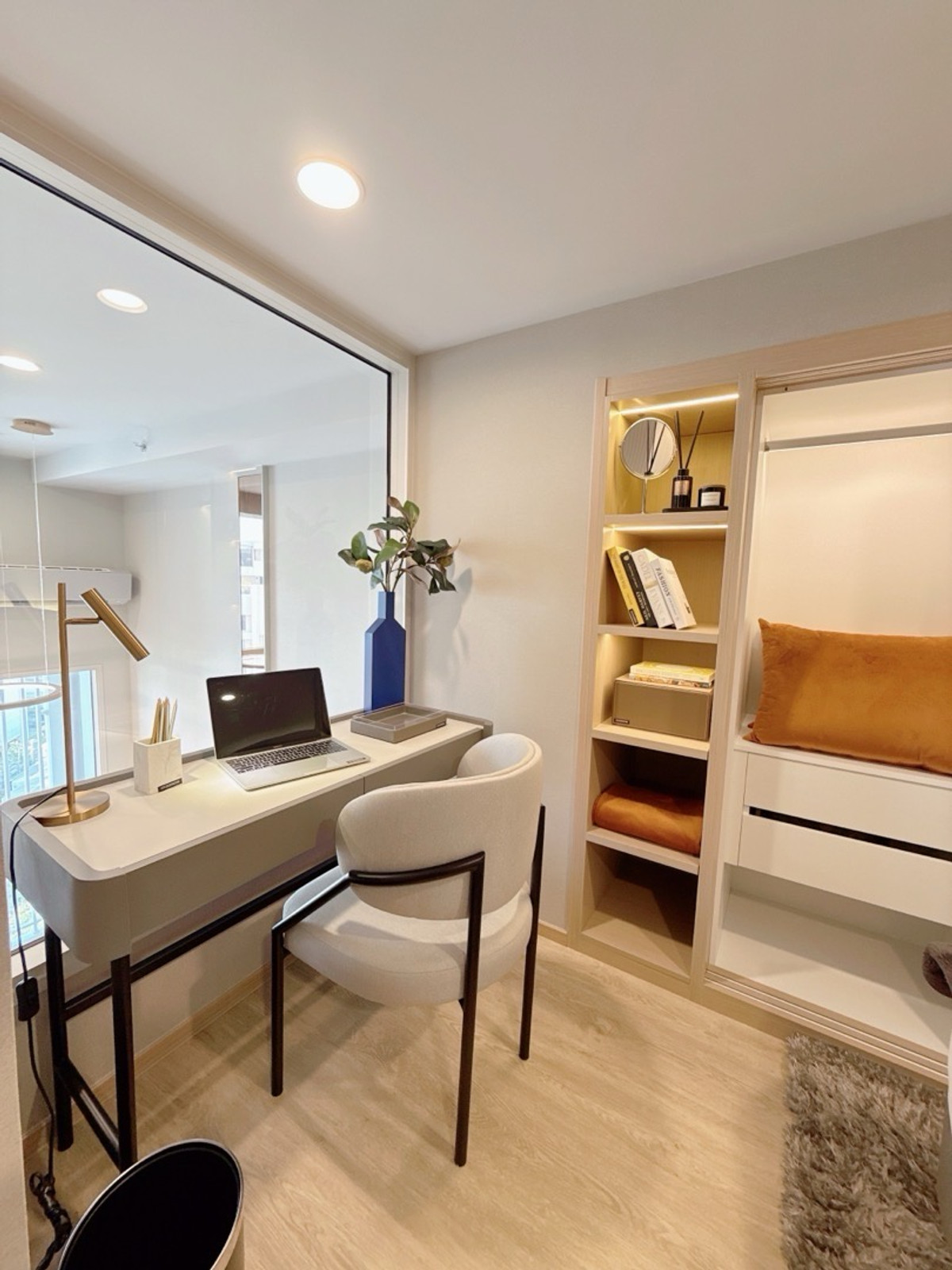 ขายคอนโดสยาม จุฬา สามย่าน : 𝐂𝐇𝐔𝐋𝐀 𝐂𝐇𝐔𝐋𝐀 ห้องใหม่ พร้อมอยู่ เจ้าของขายเอง ชั้นสูง 𝟐𝟑 วิวโล้ง ตำแหน่ง 25 ไม่บลอค พร้อมนัดดูห้องได้ตลอด 