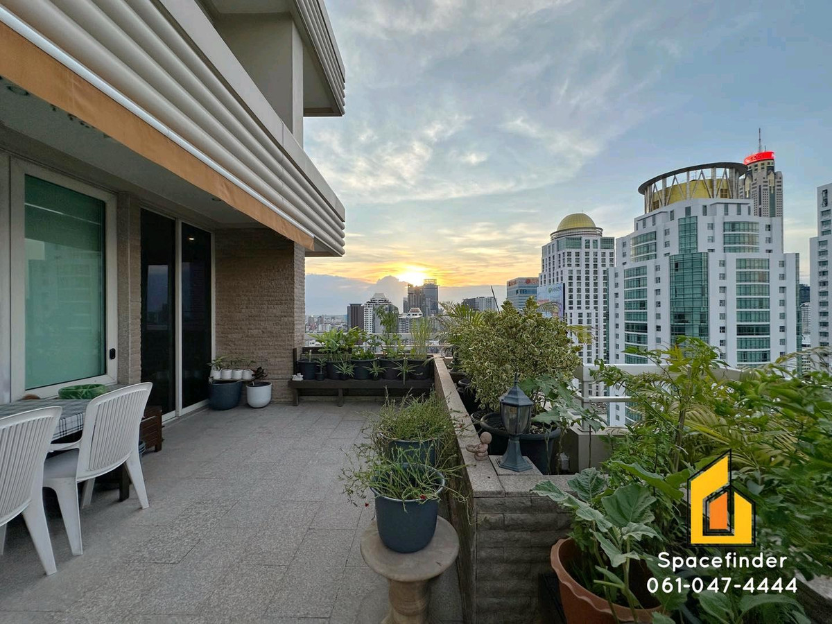 ขายคอนโดวิทยุ ชิดลม หลังสวน : คอนโด 3 นอน ใจกลางเมือง เลี้ยงสัตว์ได้
ระเบียงส่วนตัวถึงสองฝั่ง