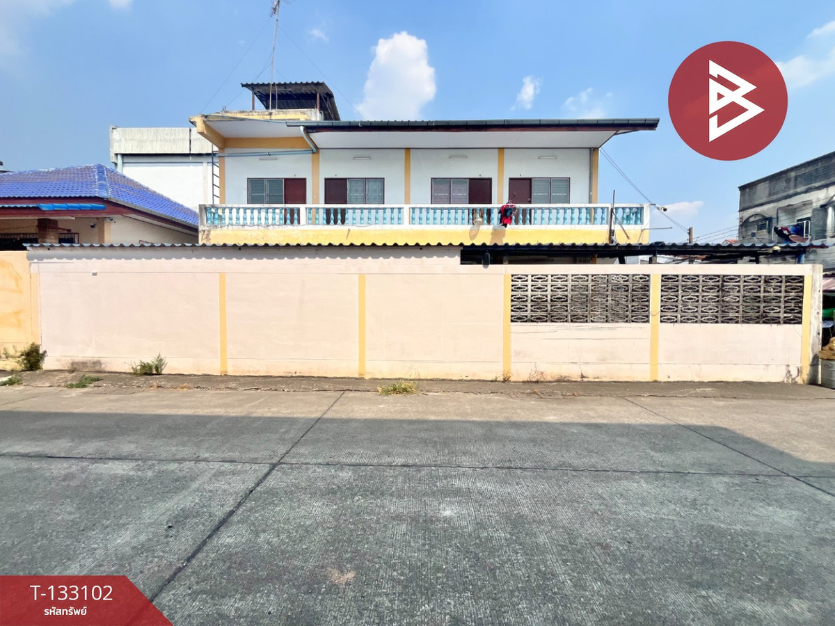 For SaleSamut Prakan,Samrong : 2-story apartment for sale, area 55 square meters, Soi Theparak 18, Samut Prakan.