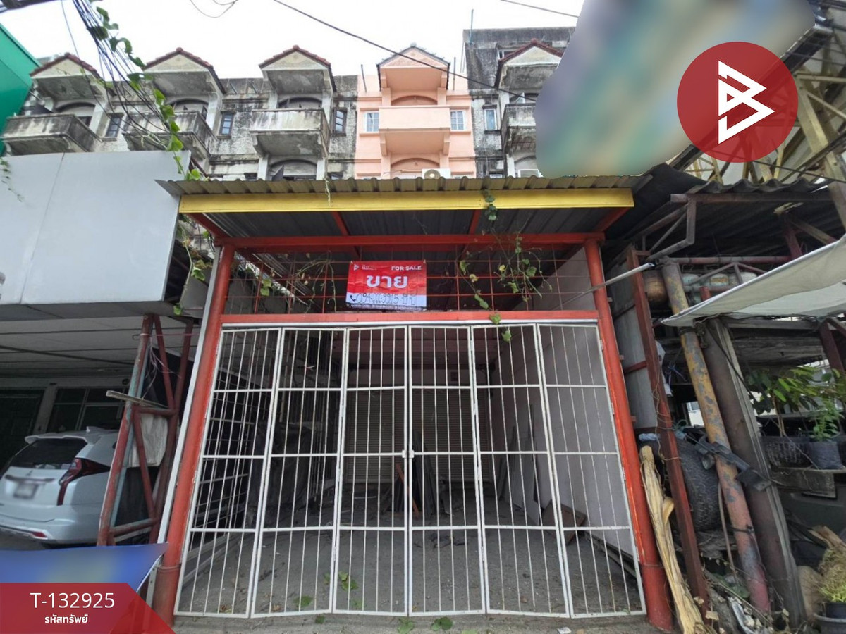 For SaleShop HouseSamut Prakan,Samrong : Commercial building for sale, 4 and a half floors, area 17 sq m, Samrong Nuea, Samut Prakan.