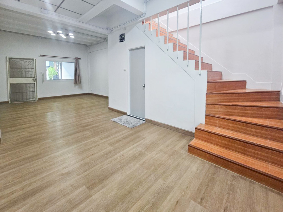 ขายทาวน์โฮมรามคำแหง หัวหมาก : ทาวน์เฮ้าส์ หัวหมาก 27 อาศัยก็ได้ ปล่อยเช่ายิ่งดี ใกล้มหาวิทยาลัยรามคำแหง และ ABAC 💰