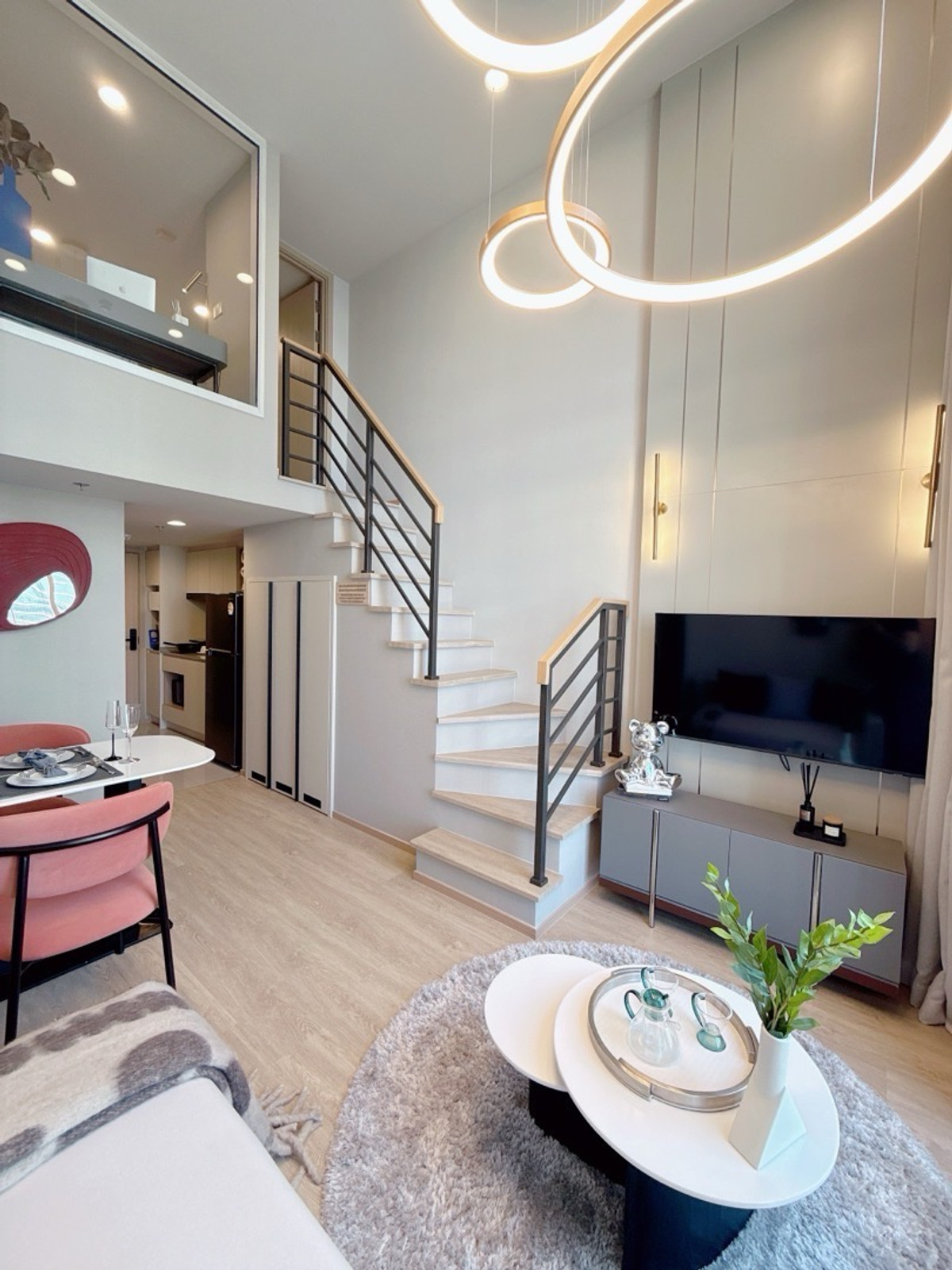 ขายคอนโดสยาม จุฬา สามย่าน : 𝐂𝐇𝐔𝐋𝐀 𝐂𝐇𝐔𝐋𝐀 ห้องใหม่ พร้อมอยู่ เจ้าของขายเอง ชั้นสูง 𝟐𝟑 วิวโล้ง ตำแหน่ง 25 ไม่บลอค พร้อมนัดดูห้องได้ตลอด 