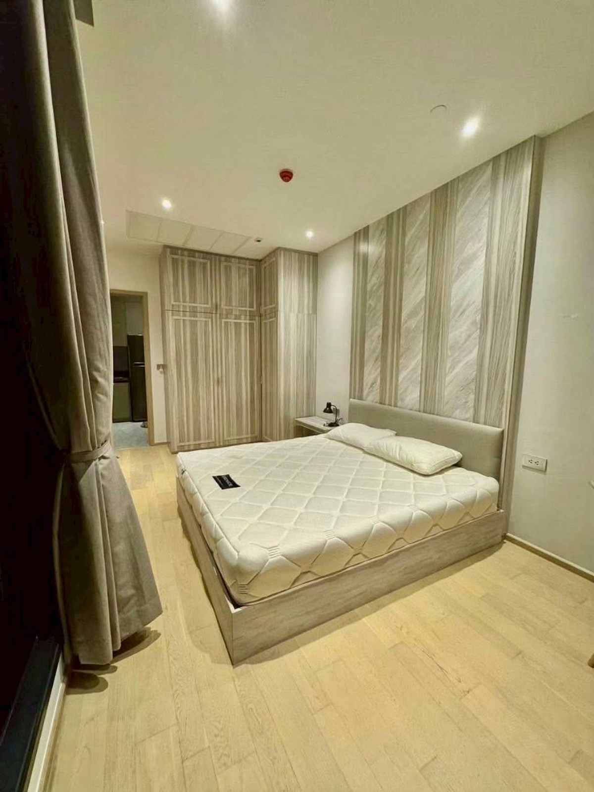 ให้เช่าคอนโดพระราม 9 เพชรบุรีตัดใหม่ RCA : ✅ AHR107 ✅ Line : @p2nproperty