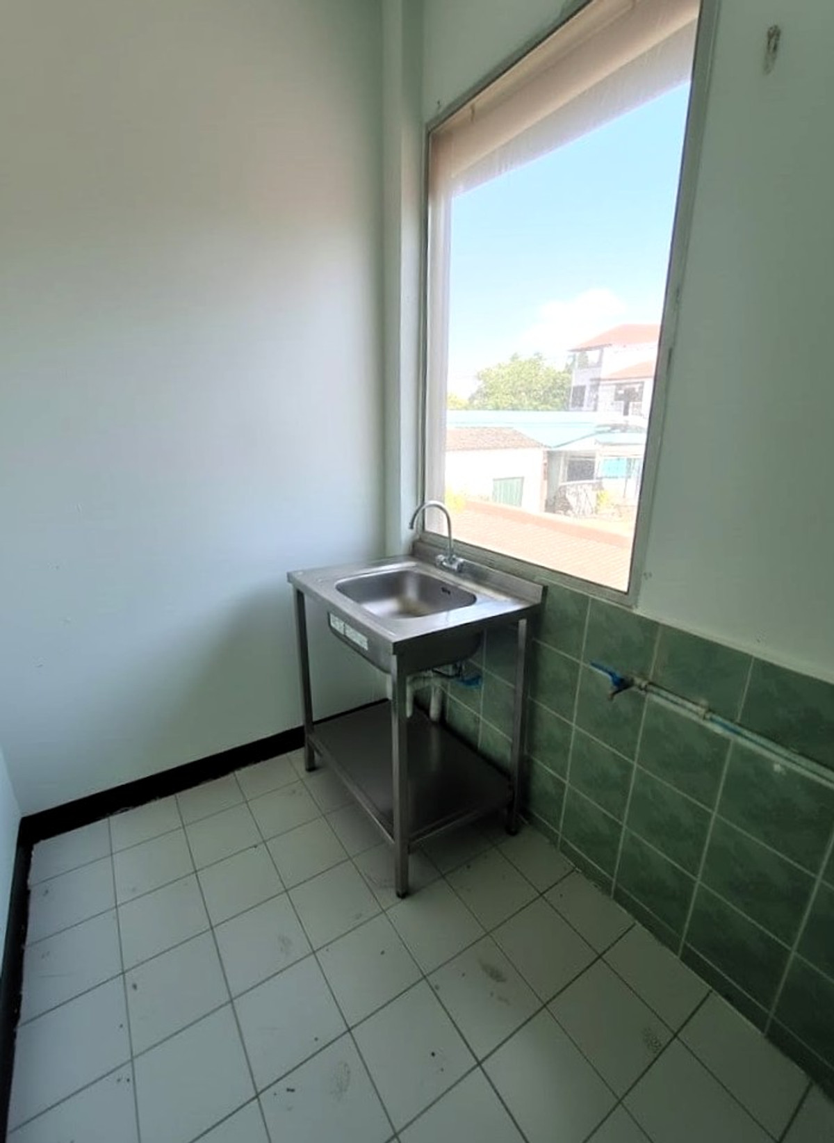 For SaleMin Buri, Romklao : Worth the investment! There are tenants, ready to receive income immediately 🔥 Apartment Chuamsampan Nong Chok / 23 rooms (sold with tenant), Apartment Chuamsampan Nong Chok / 23 Rooms (SALE WITH TENANT) FAHS001