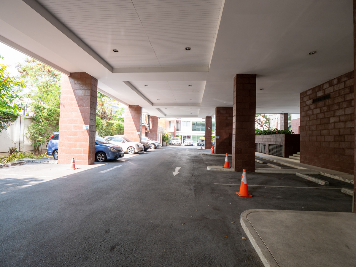 ให้เช่าคอนโดวงเวียนใหญ่ เจริญนคร : ให้เช่าคอนโด 𝐓𝐡𝐞 𝐅𝐈𝐍𝐄 @ 𝐑𝐈𝐕𝐄𝐑 𝐂𝐡𝐚𝐫𝐨𝐞𝐧 𝐍𝐚𝐤𝐡𝐨𝐧 𝟏𝟕 เดอะ ฟายน์ แอท รีเวอร์  𝟕𝟕 𝐒𝐐.𝐌. 𝐓𝐲𝐩𝐞 𝟐 𝐁𝐞𝐝𝐫𝐨𝐨𝐦𝐬, 𝟏 𝐁𝐚𝐭𝐡𝐫𝐨𝐨𝐦, 𝟏 𝐊𝐢𝐭𝐜𝐡𝐞𝐧, 𝟏 𝐅𝐢𝐱𝐞𝐝 𝐩𝐚𝐫𝐤𝐢𝐧𝐠 𝐬𝐩𝐚𝐜𝐞.