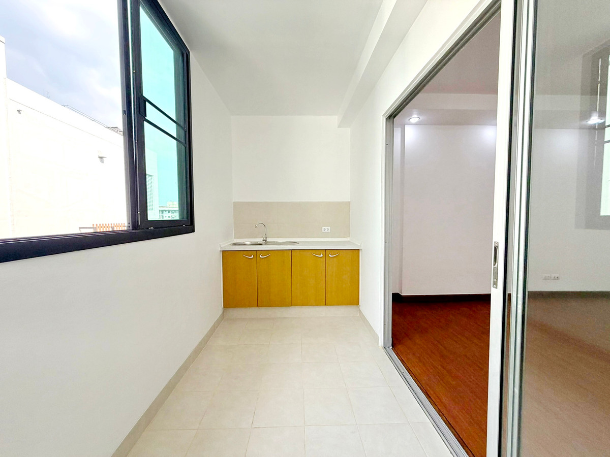 For SaleCondoRatchadapisek, Huaikwang, Suttisan : 9749♚2 bedroom condo for sale♙Supalai City Home Ratchada 10♜MRT Huai Khwang(950m)∞099-5919653,065-9423251🜲Line@sureresidence