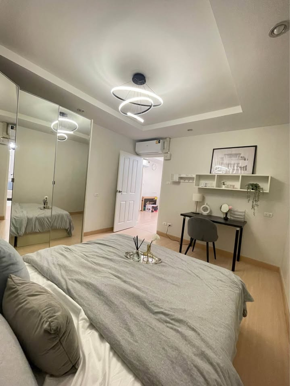 For RentCondoRatchadapisek, Huaikwang, Suttisan : 🔥 For rent Happy Condo Ratchada 18 🔥 📍 near MRT Suthisan 🚆 convenient travel